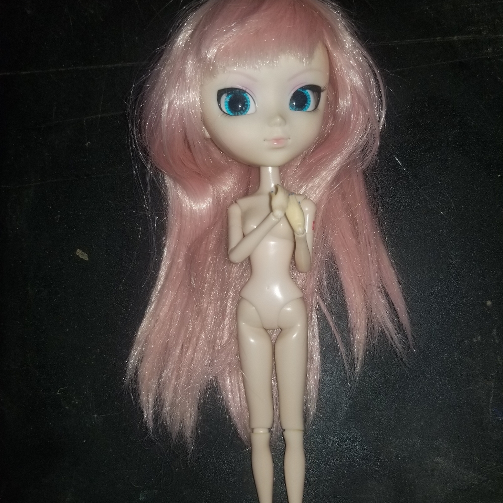 Pullip doll Luka Body sold off site